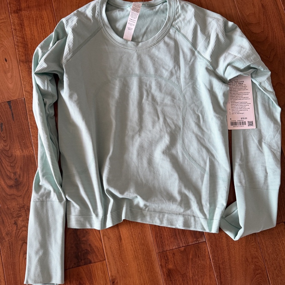 Lululemon Swiftly Tech Long Sleeve 2.0 Race